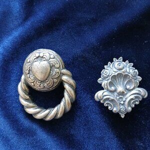 Two Victorian Looking Pin Brooch Silver Colored Heart Flower Shell Art Noveau